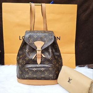 😍🔥Beautiful Condition 🔥 😍 Authentic Louis Vuitton Montsouris MM Backpack